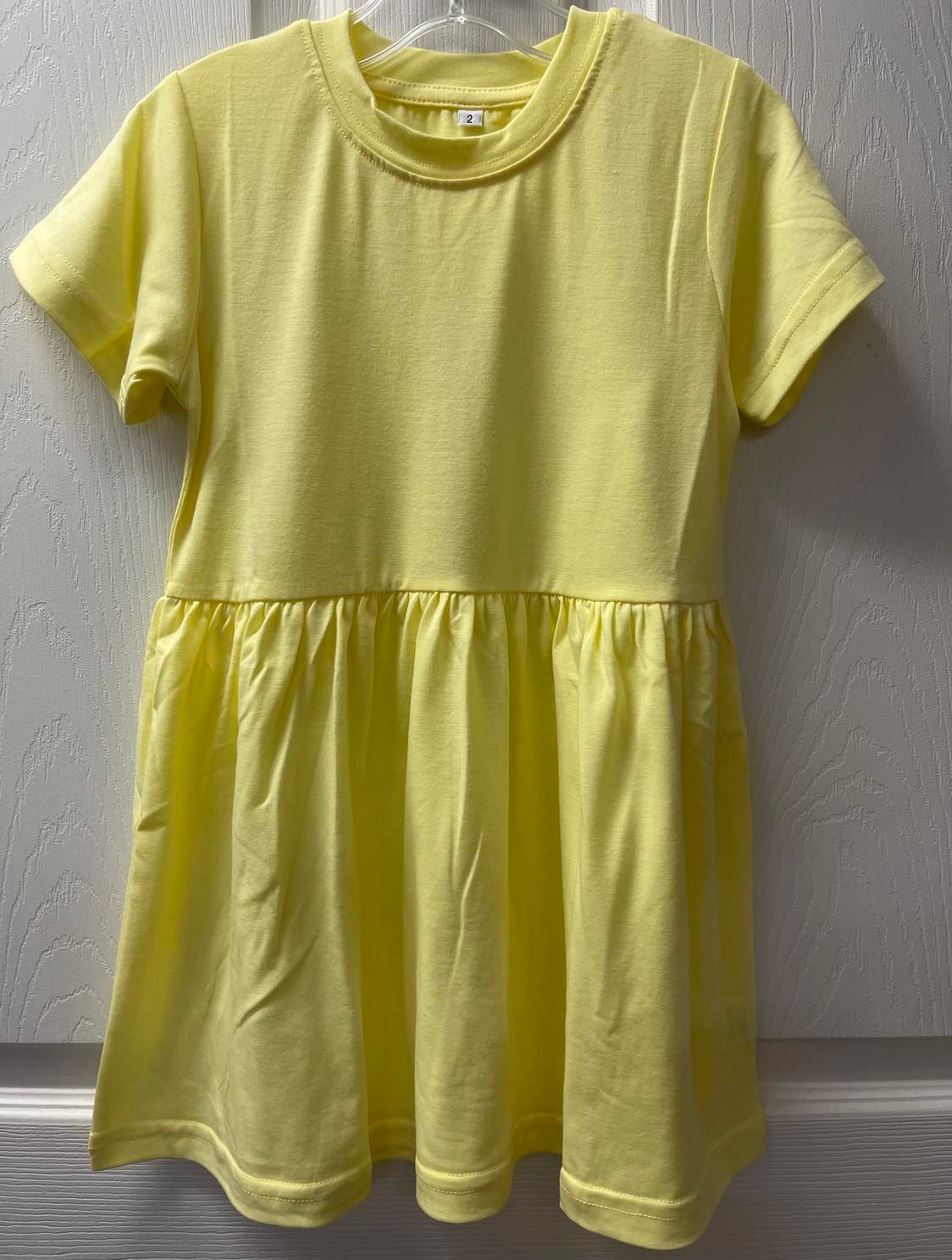 Apparel /Childrens/COLORED True to size Dresses