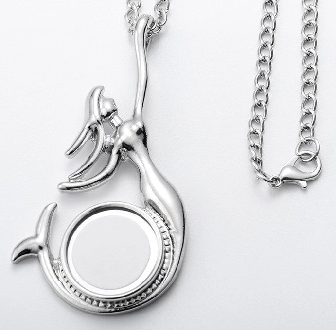 Jewerly/ Snap Necklace Mermaid