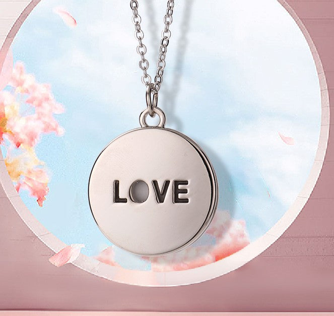 Jewelry/ Lovers Shape Love Carved Sliding Locket Necklace