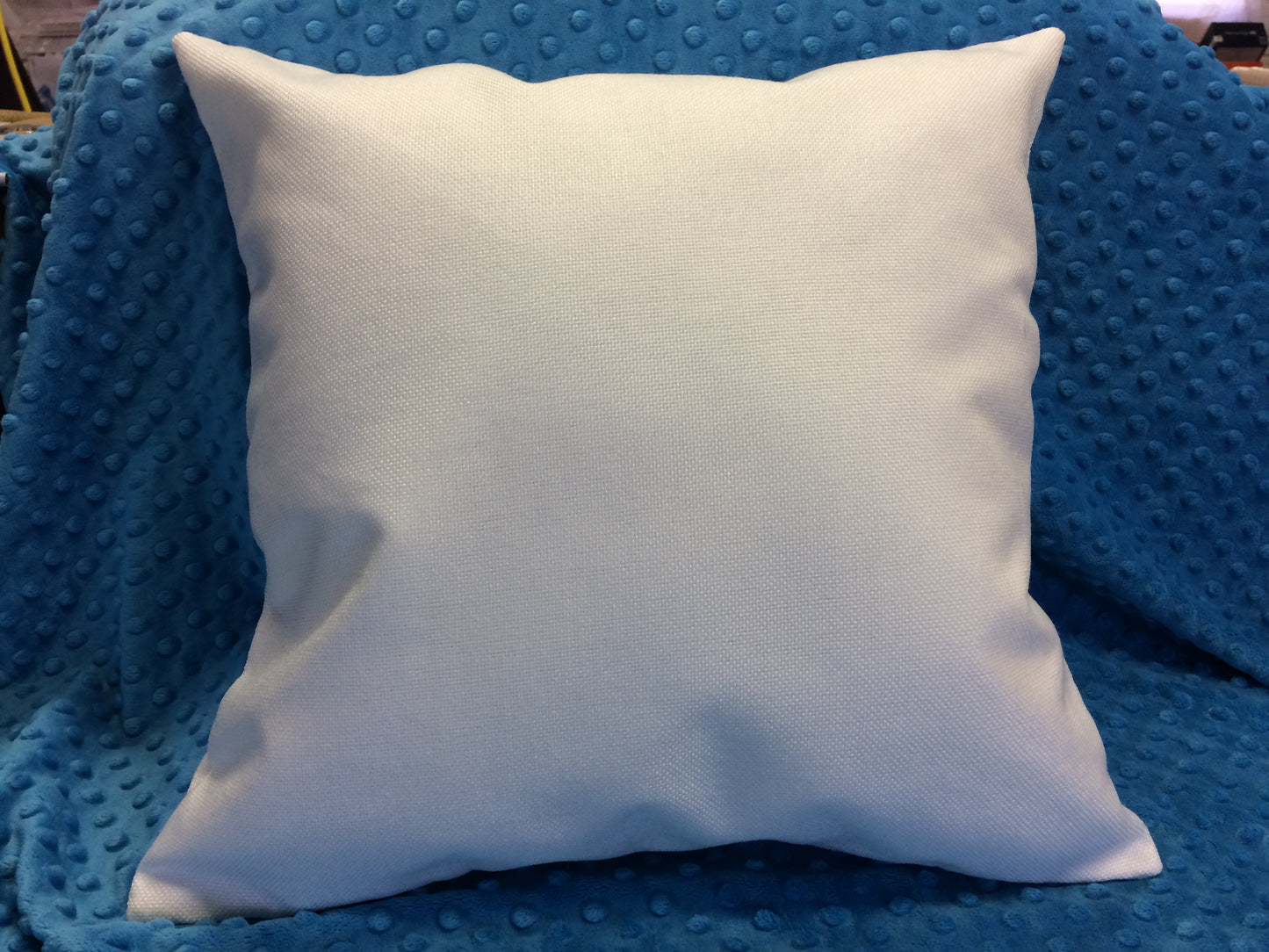 Pillow Cover -White Linen Zippered Pillow cover 16"x16"