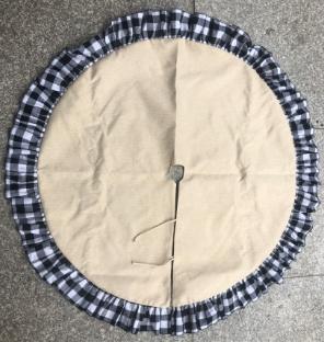 Christmas! Black/White Ruffle plaid Christmas Tree skirt