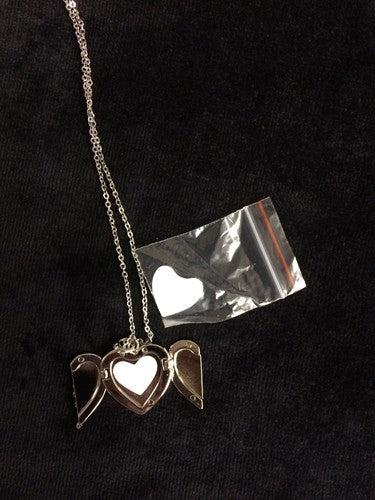 Jewelry/ HEART Angel Wing Locket Necklace